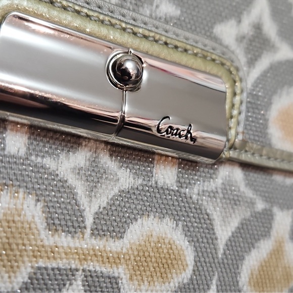 Coach Kristin Ikat OP Art Hobo Flap Shoulder Bag. NWT - Picture 5 of 15